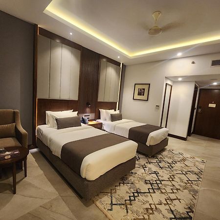 Hotel Windy Terrace Cox's Bazar Exteriör bild